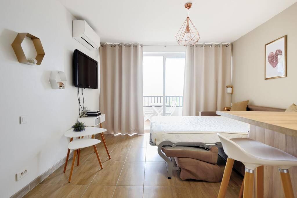 Vu Mer By K6&You Cassis Luaran gambar